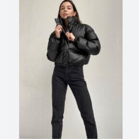 Zara Jackets & Blazers - Zara Women's Black Puffer Coat